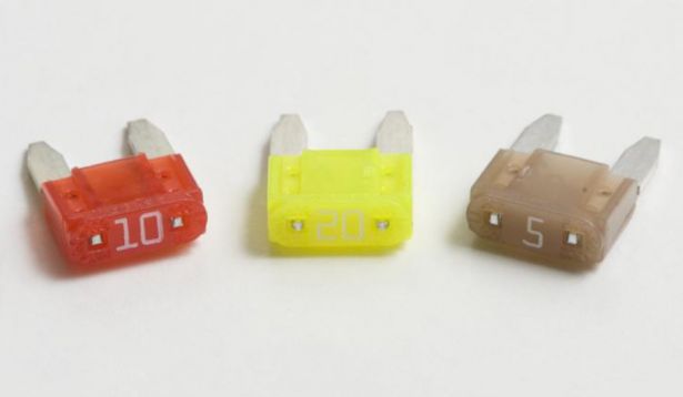 Mini Fuse - 20A, Yellow, Silver-Plated Terminals (10pcs) - 60A9322 - PBC2300F1